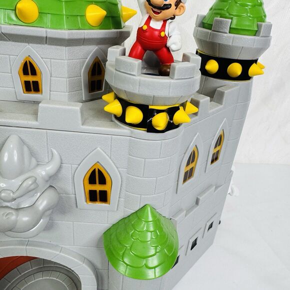 Jakks World Of Nintendo Super Mario Bros. Bowser's Castle 2019 - Picture 6 of 13